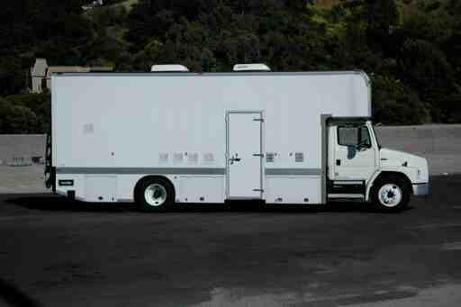 Solid Hollywood crafts service truck 2